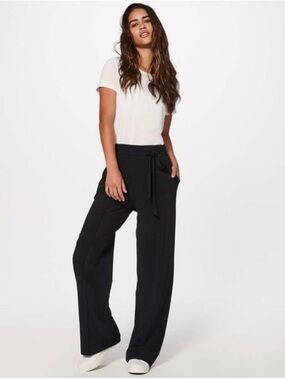 lululemon athletica Black Wide-Leg Tie-Waist Pants with Side Pockets